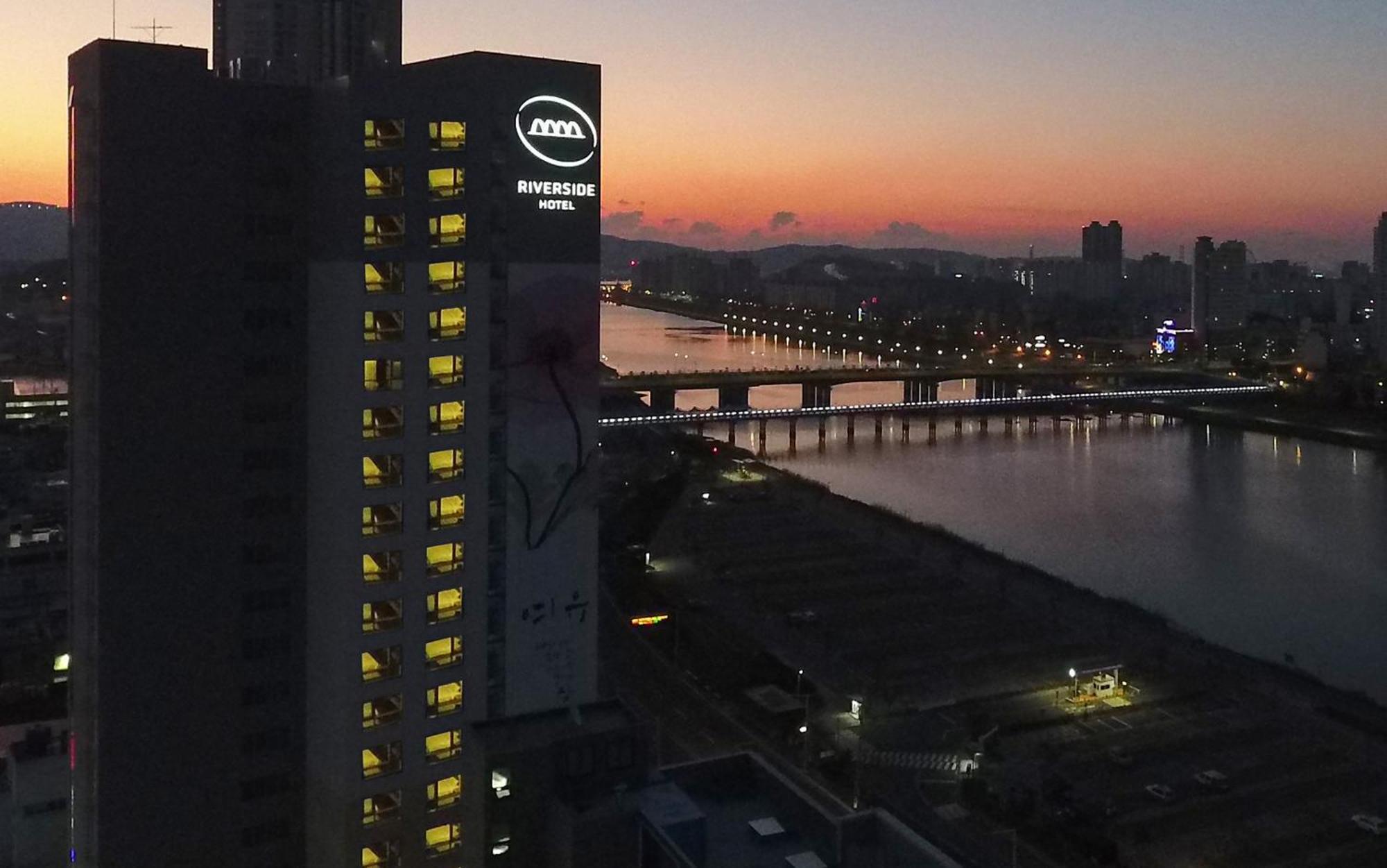 Hotel Riverside Ulsan Exterior photo